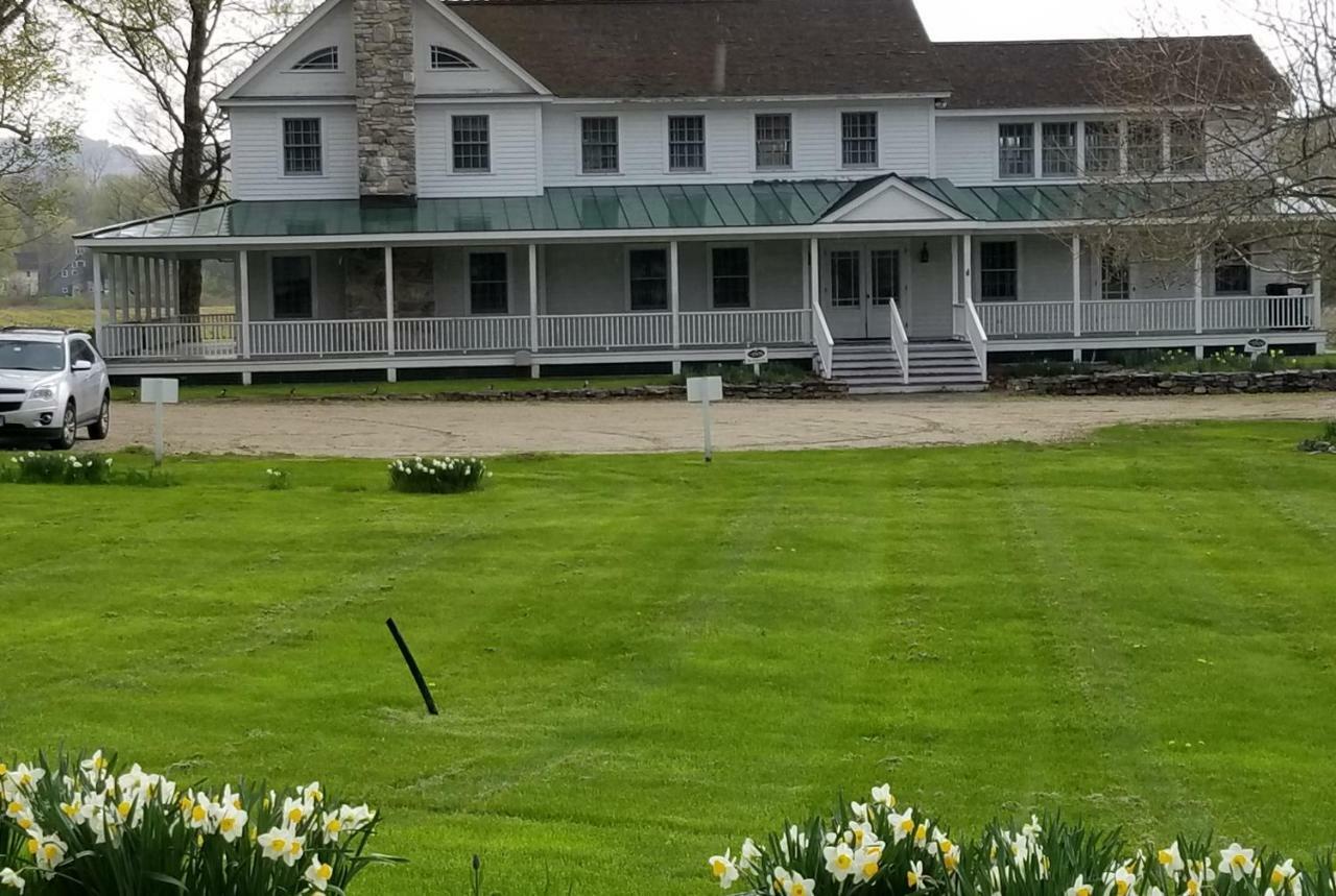 The Inn At White Hollow Farm Salisbury Exterior photo